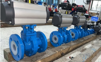 YFL corrosion resistant PFA Lined pneumatic ball valves exported to South Africa 